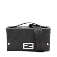 フェンディ ズッカ クロワッサン キャンバス×レザー ショルダーバッグ