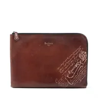 ベルルッティ カリグラフィ ニノGM レザー クラッチバッグ ブラウン