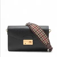 【いーすとさま専用】近年モデル✨プラダ メッセンジャーバッグ　ショルダー　黒 PRADA ブラック メッセンジャーバッグ