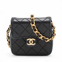 シャネル ミニミニマトラッセ ラムスキン チェーンショルダーバッグ