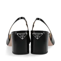 プラダ トライアングルロゴ パテント パンプス ストラップ ブラック プラダ トライアングルロゴ パテントレザー ストラップパンプス 35.5