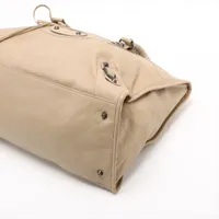 バレンシアガ　ベージュ レザー ハンドバッグ スタッズ付き バレンシアガ ベージュ レザー ハンドバッグ スタッズ付き BALENCIAGA
