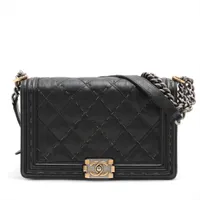 シャネル ボーイシャネル28 ラージ レザー チェーンショルダーバッグ