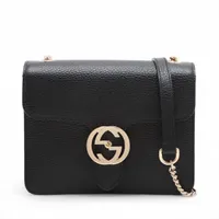 グッチ インターロッキングG レザー チェーンショルダーバッグ