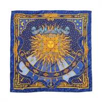 エルメス HERMES カレ90 CARPE DIEM 今日一日を楽しむ エルメス カレ90 CARPE DIEM 今日一日を楽しむ スカーフ シルク ブルー