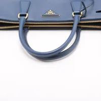 プラダ サフィアーノラクス ガレリア レザー ハンドバッグ ブルー