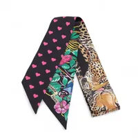 エルメス　ツイリー　JUNGLE LOVE LOVE 新品未使用　タグ付き エルメス ツイリー JUNGLE LOVE ジャングルラブ スカーフ シルク