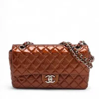 シャネル マトラッセ パテントレザー ダブルフラップ ダブルチェーン