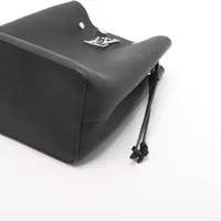 ルイ・ヴィトン ナノロックミー バケット LVロゴ カーフレザー M68709