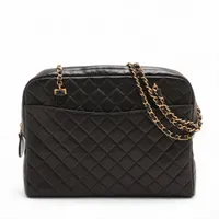 シャネル マトラッセ ラムスキン チェーントートバッグ ブラック