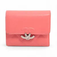 シャネル ハーフココマーク キャビアスキン コンパクトウォレット