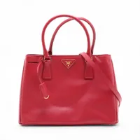 プラダ サフィアーノラクス ガレリア レザー 2WAYハンドバッグ レッド