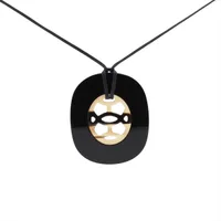 エルメス リフトGM ペンダント バッファローホーン ホワイト×ブラウン