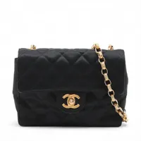 週末価格❗稀少 美品CHANELシルクサテン ミニマトラッセ シャネル マトラッセ サテン ALLU新宿店｜中古ブランド品・ブランド