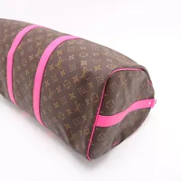 ヴィトン モノグラム マカサー カラーマニア キーポル バンドリエール