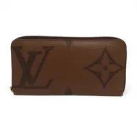 ヴィトン ジャイアントモノグラムリバース ジッピーウォレット M67687