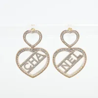 シャネル ロゴ F23B ピアス(両耳用) GP×ラインストーン ゴールド