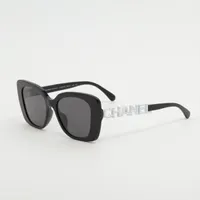 美品 CHANEL サングラス 5422-B-A ロゴ ココマーク ブラック シャネル 5422-B-A ココマーク ロゴ サングラス プラスチック×ライン