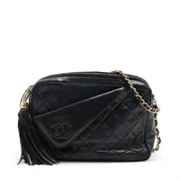 シャネル マトラッセ ラムスキン チェーンショルダーバッグ ブラック