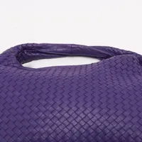 ボッテガヴェネタ イントレチャート ホーボー レザー ショルダーバッグ