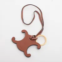 セリーヌ トリオンフ チャーム レザー ブラウン A4227225｜中古