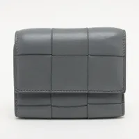お値下げ中‼️ボッテガヴェネタ　マキシ　折り財布　本革　グレー　ウォレット ボッテガヴェネタ マキシイントレチャート カセット レザー 二つ折り