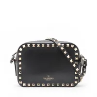 ヴァレンティノガラヴァーニ ロックスタッズ レザーxスタッズ