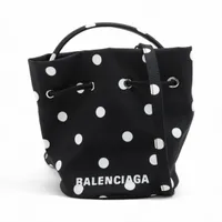 【✨美品✨】バレンシアガ ハンドバッグ 2way ドローストリング ブラック バレンシアガ ドローストリング ナイロン 2WAYショルダーバッグ