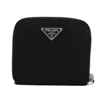 プラダ テスート トライアングル ナイロン コンパクトウォレット
