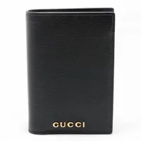 グッチ レザー パスポートケース ブラック 795509 AP145694｜中古