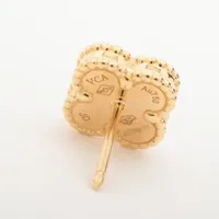 ヴァンクリーフ&アーペル スウィートアルハンブラ オニキス ピアス 750