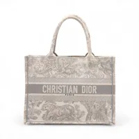 クリスチャンディオール トワル ドゥ ジュイ エンブロイダリー ブック