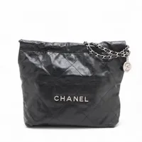 シャネル シャネル22 スモール シャイニーカーフスキン チェーン