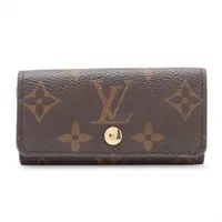 セリーヌ レザー キーケース グレー XM015615｜中古ブランド品