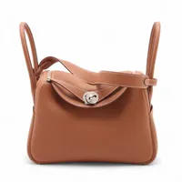 エルメス リンディ26 トリヨンクレマンス ゴールド シルバー金具 K:2025年