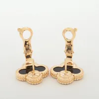 ヴァンクリーフ&アーペル ヴィンテージアルハンブラ オニキス ピアス