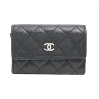 シャネル マトラッセ キャビアスキン ケース ブラック シルバー金具 30