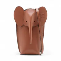 ロエベ エレファント チャーム レザー ブルー A2635762｜中古ブランド