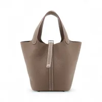 エルメス ピコタンロック18 PM トリヨンクレマンス エトゥープ シルバー金具 K:2025年