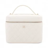 シャネル マトラッセ キャビアスキン バニティバッグ ホワイト ゴールド金具 ランダムシリアル ミラー付き