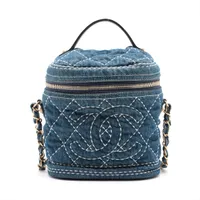 シャネル マトラッセ デニムxレザー バニティバッグ ブルー ゴールド金具 28番台