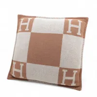 エルメス アヴァロン クッション ウール×カシミヤ エクリュ×グリ