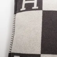 エルメス アヴァロン クッション ウール×カシミヤ エクリュ×グリ