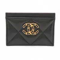 シャネル シャネル19 ラムスキン カードケース ブラック ゴールド金具 30番台