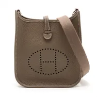 エルメス エヴリン16 TPM トリヨンクレマンス エトゥープ シルバー金具 K:2025年