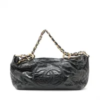 シャネル ココマーク パテントレザー チェーンショルダーバッグ ブラック ゴールド金具 11番台