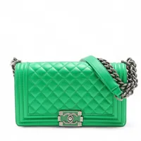 シャネル ボーイシャネル25 ラムスキン チェーンショルダーバッグ グリーン ガンメタリック金具 20番台 A67086