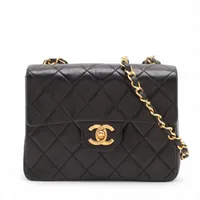 シャネル ミニマトラッセ17 ラムスキン シングルフラップ シングルチェーンバッグ ブラック ゴールド金具 0番台 A01115