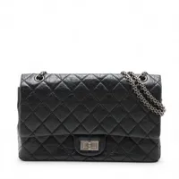 シャネル マトラッセ 2.55 マキシ ヴィンテージカーフ ダブルフラップ ダブルチェーンバッグ ブラック ガンメタリック金具 13番台 A37590