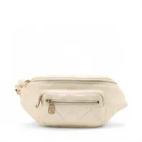 シャネル マトラッセ レザー ボディバッグ ベージュ ゴールド金具 28番台